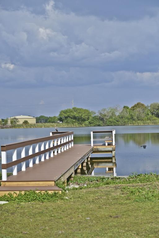 Lake Ida Beach Resort Winter Haven Buitenkant foto